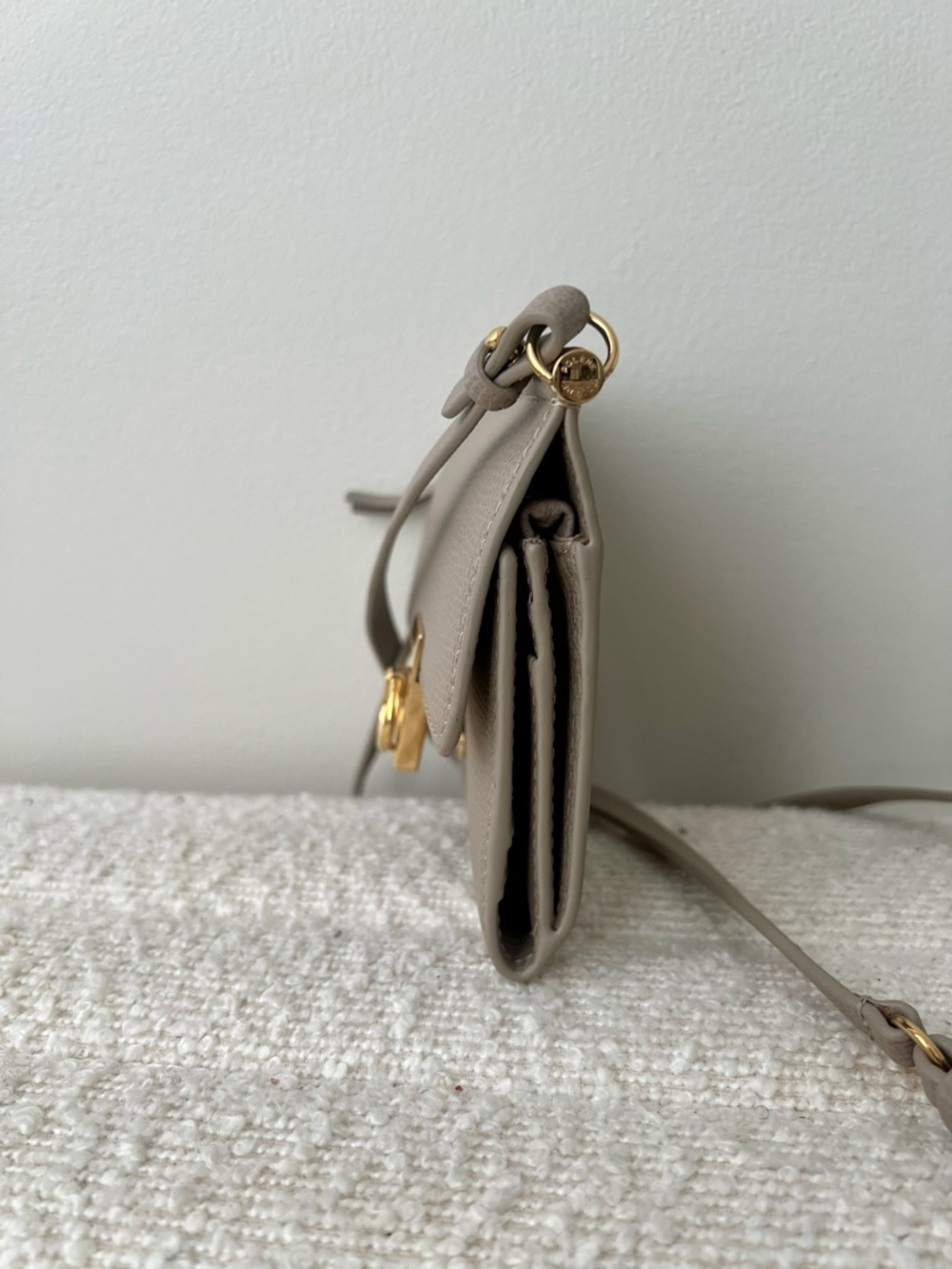 Numero Sept Wallet- Taupe Crossbody Shoulder Bag with Gold Hardware (New) - Picture 2 of 6